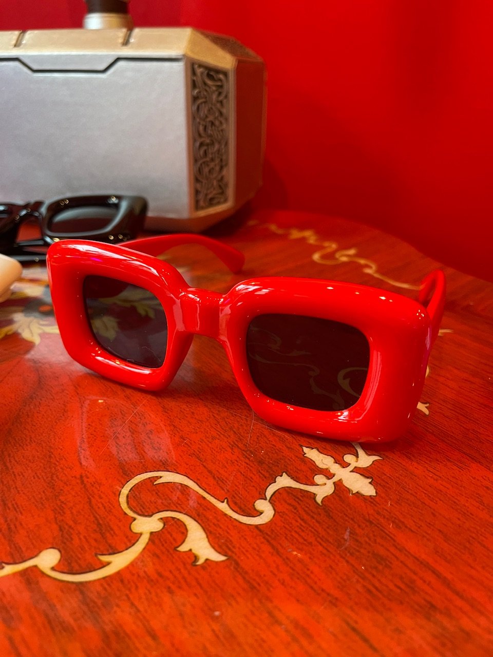 セルフレーム チャンキー サングラス | GUGU