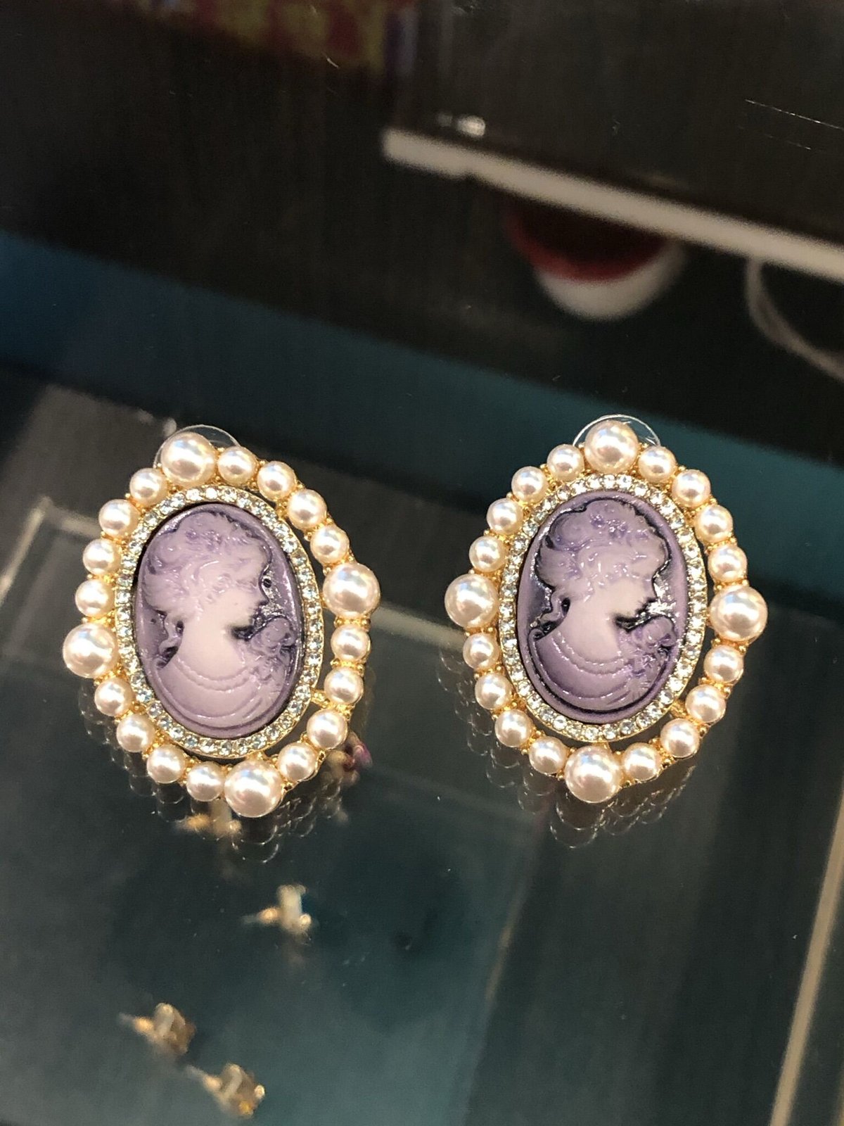 カメオピアス seasons】18kgp シェルカメオピアス（L） | iichi 日々の暮らしを