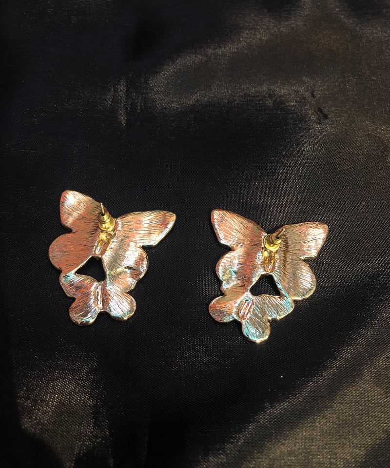 ✿春爛漫✿バタフライピアス 蝶々　ちょうちょ ゴールド
