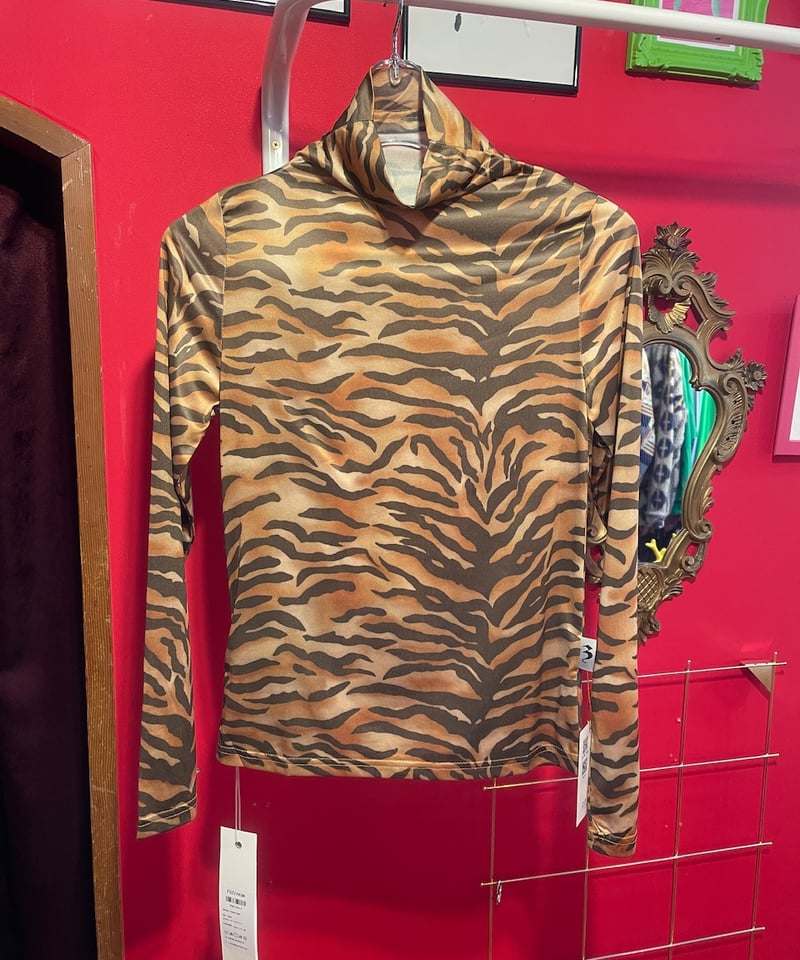Leopard print turtle neck top セカンドスキン