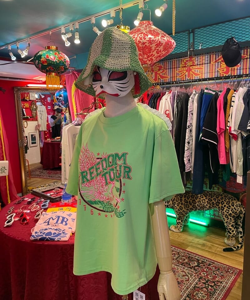 リメイク風 オープンバック Tシャツ【曲Tシャツ展】 | GUGU