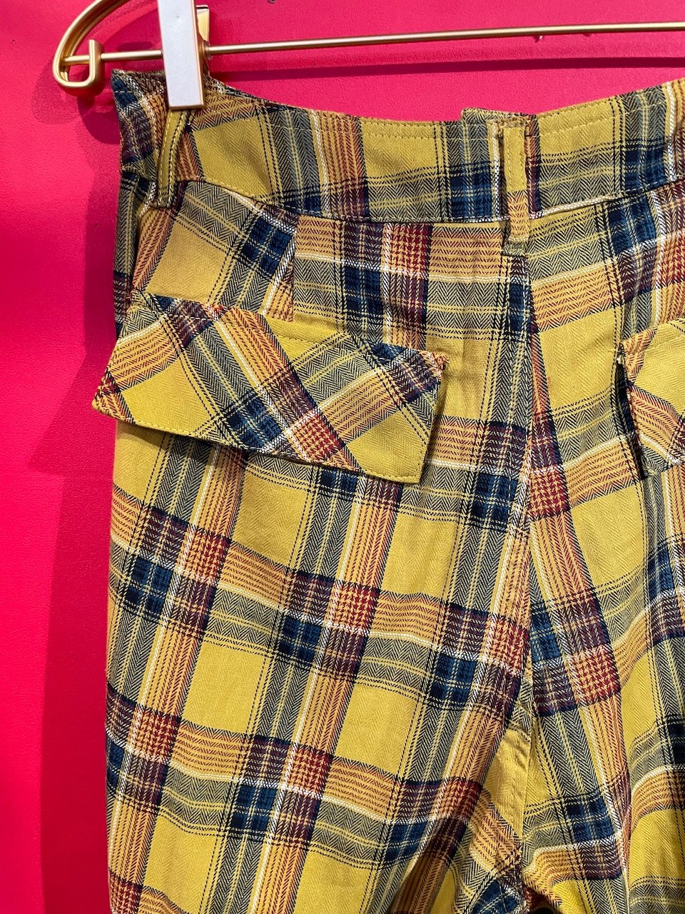 大きめポケット チェック柄 ワークウェア ワイドレッグ パンツ チェック柄ワイドレッグビッグポケットパンツ | GUGU