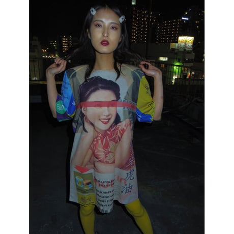 【MUKZIN】Hong Kong Style Women Pattern T-shirt - Daan　T80459906