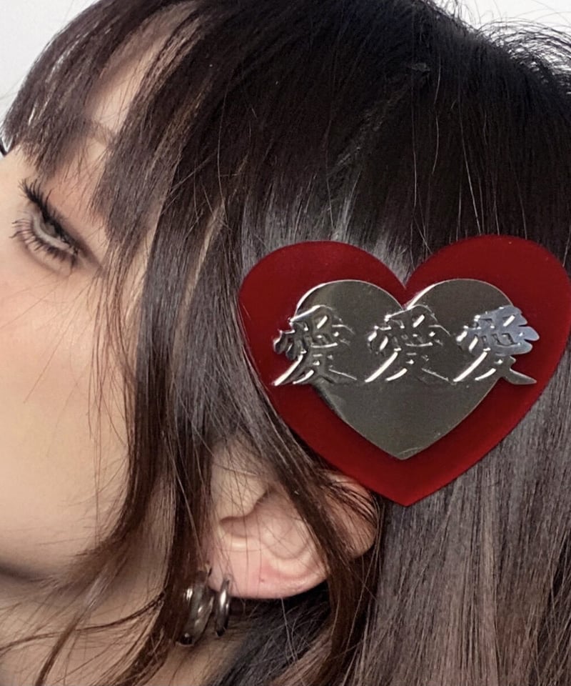 いいねのみ禁止 値下げ不可 GUCCI ハート ヘアクリップ ヘアピン いいねのみ禁止 値下げ不可 GUCCI ハート ヘアクリップ ヘアピン