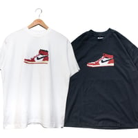 AJ-1 CROSS STITCH S/S TEE