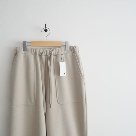 2023 / journal standard luxe / ブークレーダンボール イージーベーカーパンツ / 23070440201010 / 2405-1378