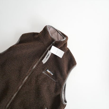 2025AW今季・人気完売品 / 未使用 / FRAMeWORK別注 / FROSTLINE / リバーシブルベスト / 25011230002030 / 2511-0735