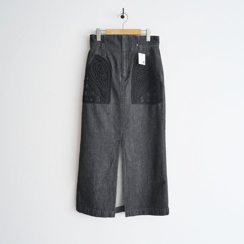 2021 / Mame Kurogouchi / Embroidered Denim Skir