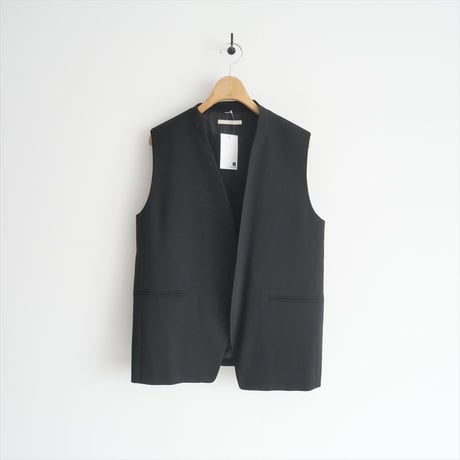 2024SS・人気完売品 / Plage / calla lily ジレ (black) / 24010922703120 / 2412-0428