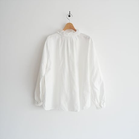 2024SS / journal standard luxe / CLシャンブレー フリルブラウス / 24050440003010 / 2603-0677