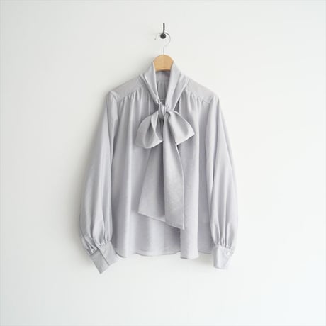 ○2024 / 未使用 / USAGI ONLINE限定カラー / anuans / ボリュームタイブラウス/マシンウォッシャブル / 1524110014-0 / 2506-1017