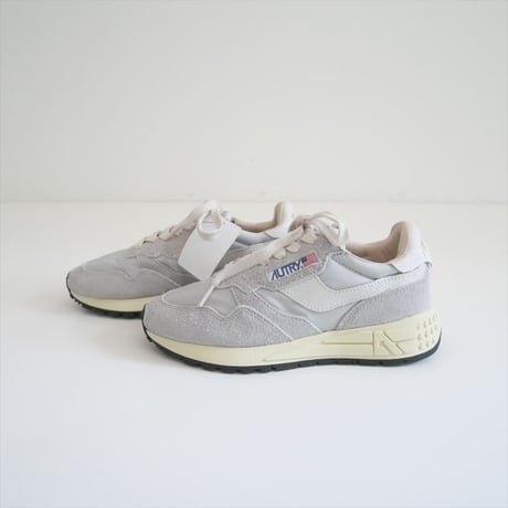 2025 / 未使用 / Plage購入品 / AUTRY / REELWIND スニーカー / 25093923003610 / 2508-0495