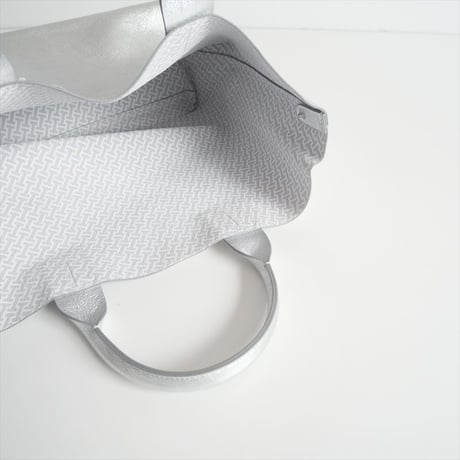 2024 / IACUCCI / オペラ LAMINATO/INSTAMP / 2503-0995
