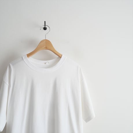 2022SS / 未使用 / DEUXIEME CLASSE購入品 / MADISON BLUE / NUMBERING Tシャツ / 22070510000710 / 2405-0476