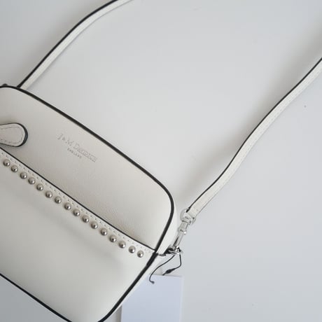 2021 / J&M DAVIDSON / LIPSTICK POUCH WITH STUDS AND CHAIN / 2402-2033