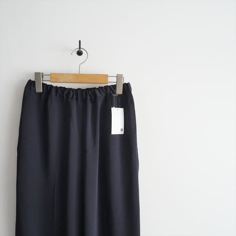 2023 / 未使用 / 伊勢丹サローネ別注 / LOEFF / サテンワイドパンツ / 8814-299-0141 / 2404-2118
