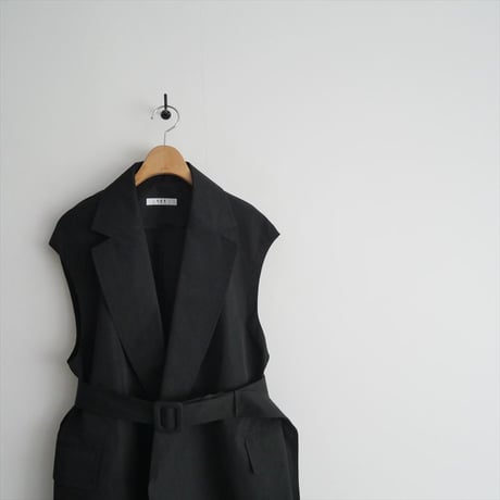 2022SS / SHE Tokyo / Blair ジレ / S-0C0-19 / 2412-0257