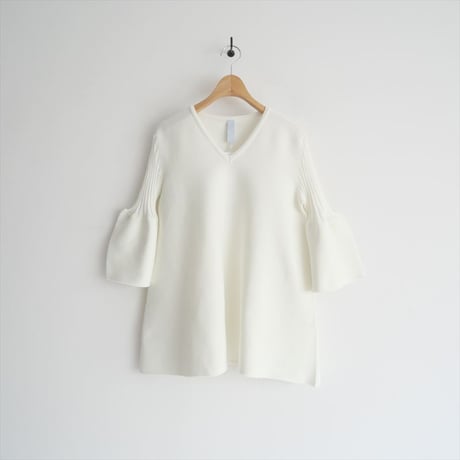 継続販売型 / 未使用 / CFCL / POTTERY SHORT BELL SLEEVE FLARE TOP / CF007KN246IST / 2505-0256