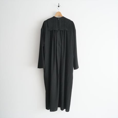 2023 / ENFOLD / PIN-TACK DRESS / 300GS233-1390 / 2406-0292