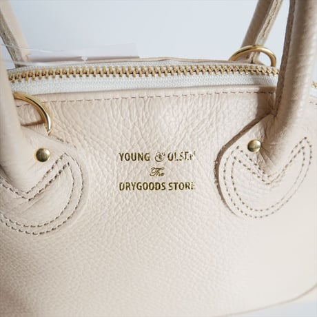 継続販売品 / YOUNG&OLSEN / EMBOSSED LEATHER ZIP BOAT BAG S  / YO2403-GD009 / 2512-1324