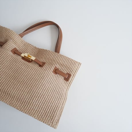 2025SS今季 / ANAYI購入品 / VIOLAd'ORO / ラフィアシート調トートバッグ / 11251829030 / 2504-0683