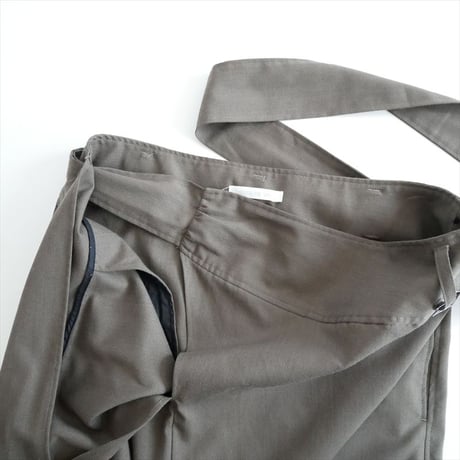 2025AW今季・人気完売色 / GALERIE VIE / クレープウールストレッチ ラップマキシスカート / 23055405001 / 2510-1507