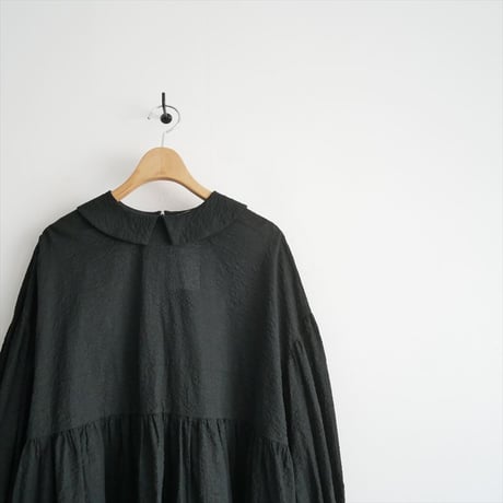 継続販売品・人気完売色 / yori フラットカラーシアーブラウス YR21-25098K / 2604-1070