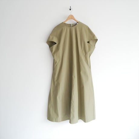 2025SS / theory luxe / Harvey Dana Dress / 03-5205540 / 2602-0575