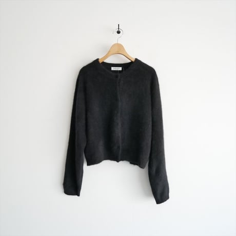 2024AW / SALON adam et rope / フォックスカシミアクルーネッククロップドカーディガン / SHK34520B / 2504-1364
