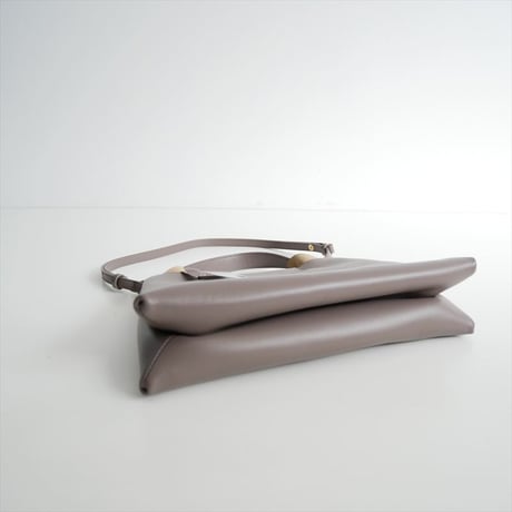 継続販売品 / 未使用 / L'Appartement購入品 / REE PROJECTS / ELIEZE BAG / 23092570000730 / 2511-0517