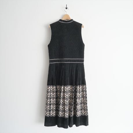 2024AW今季・人気完売品 / 未使用 / mina perhonen / blumen　ワンピース / aca3108 / 2411-1152