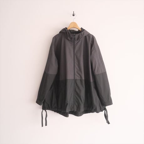 〇2024 / journal standard luxe / メモリータフタ フードブルゾン / 24011440000010 / 2510-2102