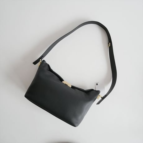 人気完売品 / DEUXIEME CLASSE購入品 / PUNTI. / GRAFT BOX SHLD / 25092510002230 / 2603-0888