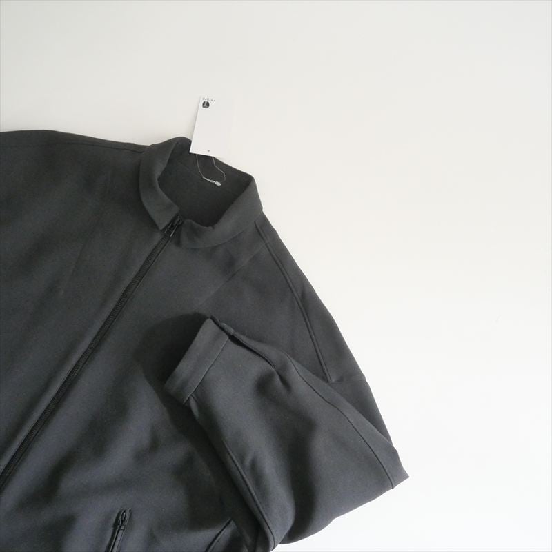 NO CONTROL AIR プランプポリエステルダブルクロス ジップジャケット NO CONTROL AIR プランプポリエステルダブルクロス ジップ