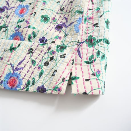 2023SS / IENA LA BOUCLE / 刺繍ジレ / 23011914125020 / 2405-2046