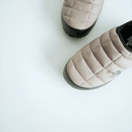 人気完売品 / 未使用 / THE NORTH FACE / サーモボール トラクション ミュール / NF02173 / 2512-0299