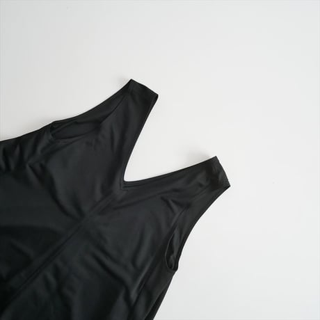 継続販売品・人気完売色 / CABaN / TOMORROWLAND / キュプラポリエステルスムース Vネックワンピース / 39062106001 / 2512-0697