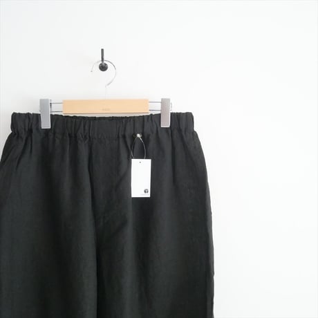 2024SS / HOUSEHOLD GOODS / MARGARET HOWELL / BLACK LINEN トラウザーズ / 5894143004 / 2408-0240