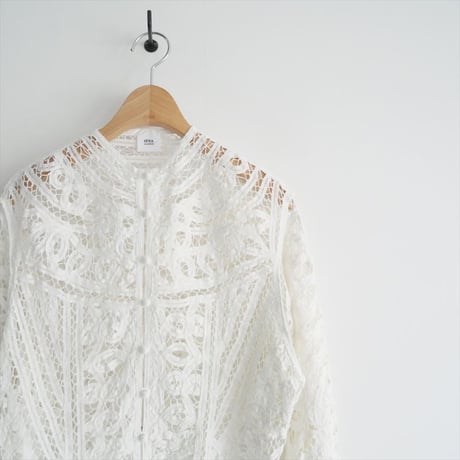 2023AW・人気完売品 / IENA LA BOUCLE / バテンレース ブラウス / 23051914373140 / 2412-0722