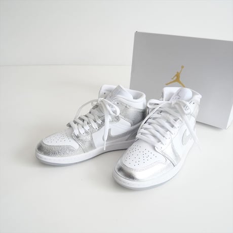 2024SS / 未使用 / NIKE / JORDAN BRAND W AIR JORDAN 1 MID SE / FN5031 / 2505-0354
