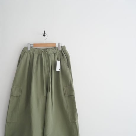 2023SS / nest Robe / コットンリネン石目 コクーンカーゴパンツ / 01231-1341 / 2508-2064