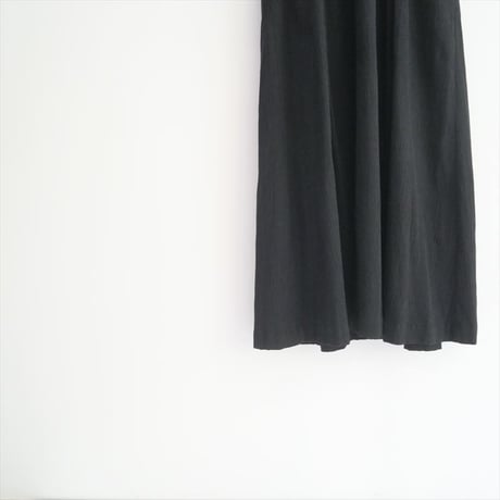 2025・人気完売品 / IENA / B. サッカーVネックワンピース / 25040900506030 / 2510-0001