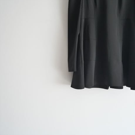 2023SS / 未使用 / em. / バックフレアブラウス / 234001 / 2412-0871