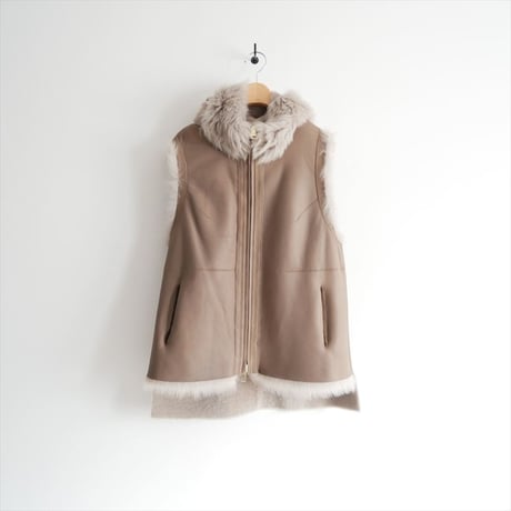 〇2023AW・人気完売品 / MUSE de Deuxieme Classe別注 / SUPREMA / TOSCANA ジレ / 23010521004030 / 2502-0431