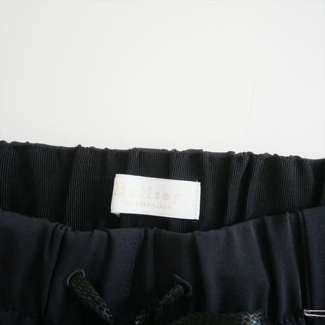 継続販売品 / Ballsey / TOMORROWLAND / 2-wayストレッチ イージーセミワイドパンツ / 11041404203 / 2507-1333