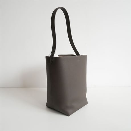 人気完売カラー / 未使用 / THE ROW / Medium N/S Park Tote  / W1313L129 / 2603-1009