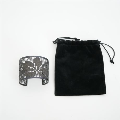 継続販売品 / 未使用 / MAISON RUBUS / recollection lace bangle (LL) / 2411-1287