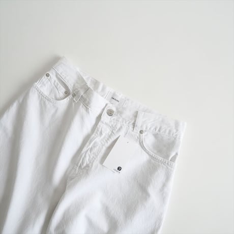 2024・人気完売品 / AP STUDIO購入品 / HAIKURE / BETHANY White denim / 24030587002330 / 2503-1009