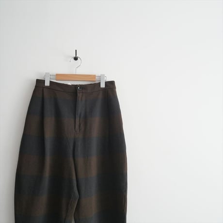 2024AW / journal standard luxe / ボーダー タックパンツ / 24070440200030 / 2504-1361