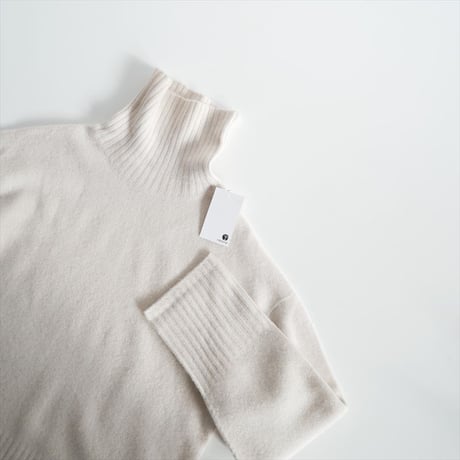 2024AW / SPICK&SPAN / ウールカシミヤ タートルネックプルオーバー / 24080200902040 / 2512-0101